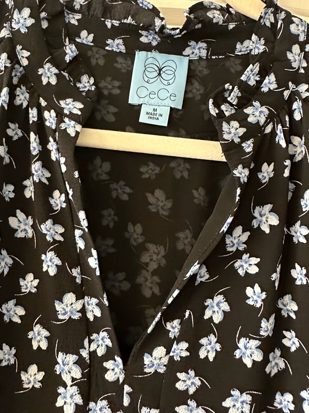 CeCe Black Dress with White Floral Print - Picture 5 of 5
